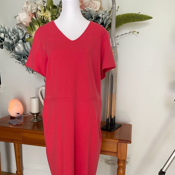 Old Navy V-Neck Dress - Picture 1 of 4